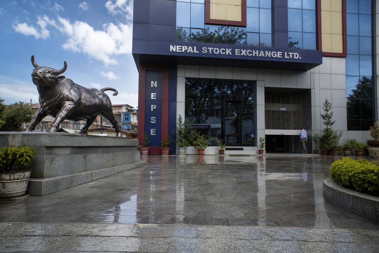Business News Live, Share Market News - Read Latest Finance News, IPO, Mutual Funds News