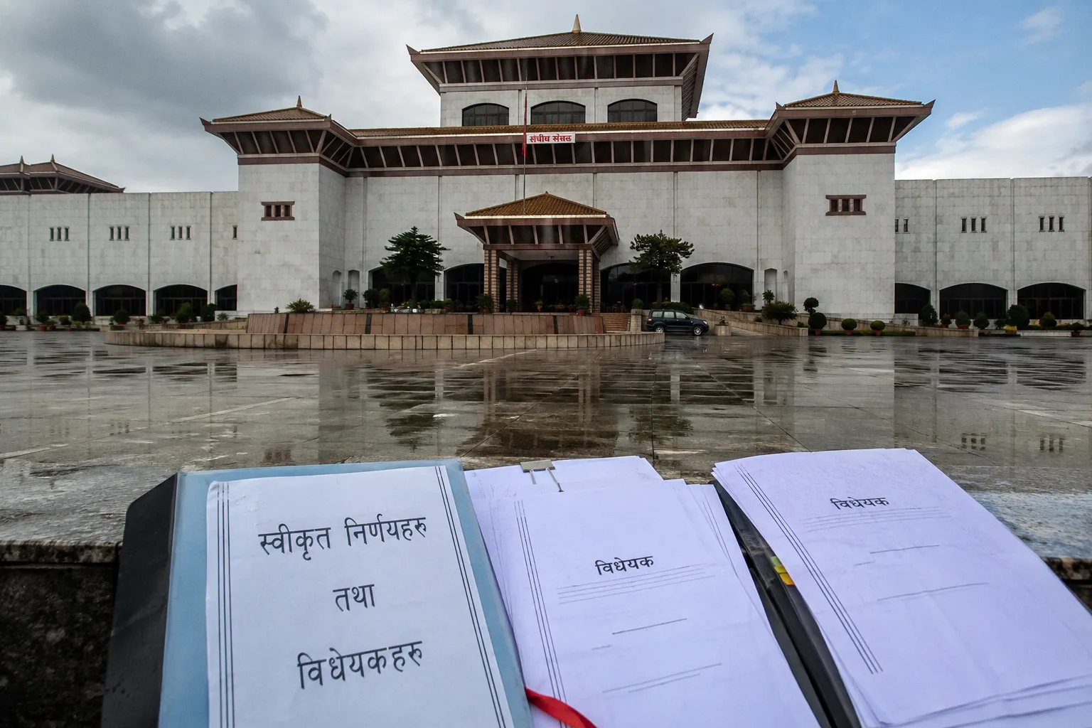 Government meeting/ Approved decisions and draft laws are announced